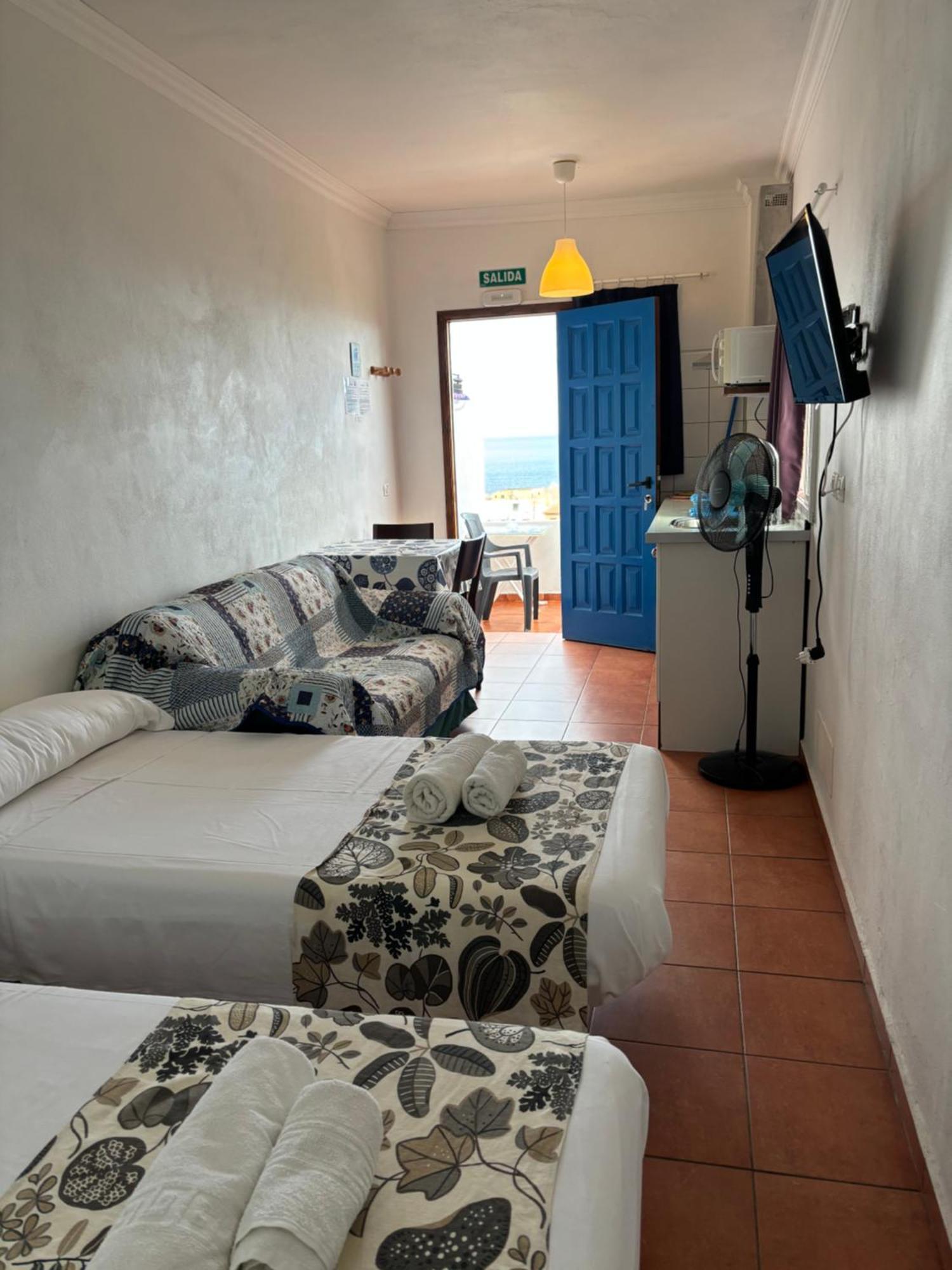 Apartamentos Y Habitaciones Villa Marina La Caleta  Kültér fotó