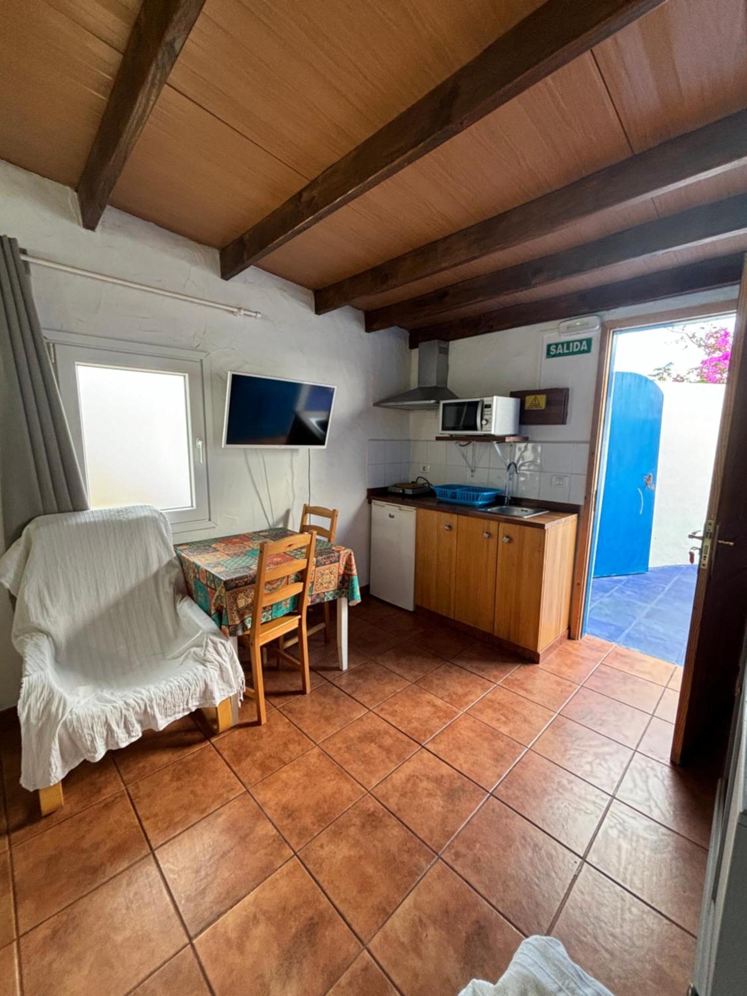 Apartamentos Y Habitaciones Villa Marina La Caleta  Kültér fotó