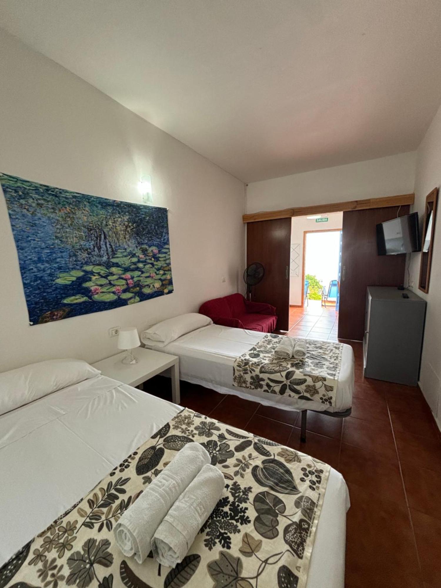 Apartamentos Y Habitaciones Villa Marina La Caleta  Kültér fotó