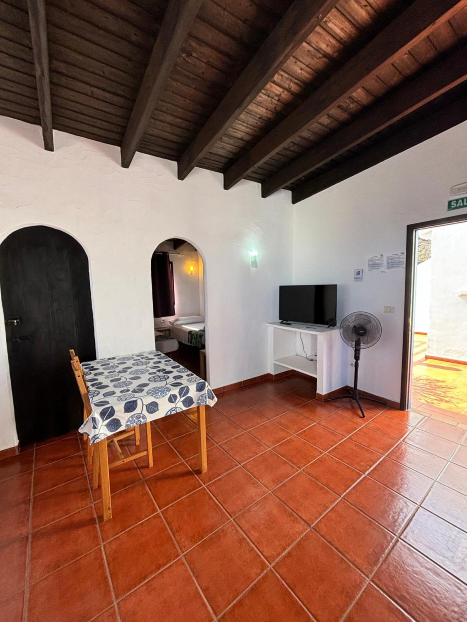 Apartamentos Y Habitaciones Villa Marina La Caleta  Kültér fotó